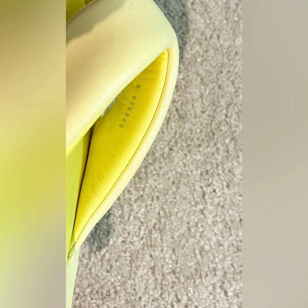 Chanel Flip Flops 22P Lambskin Padded Pool Thong FlipFlop Pillow Sandals Slides - Picture 16 of 16